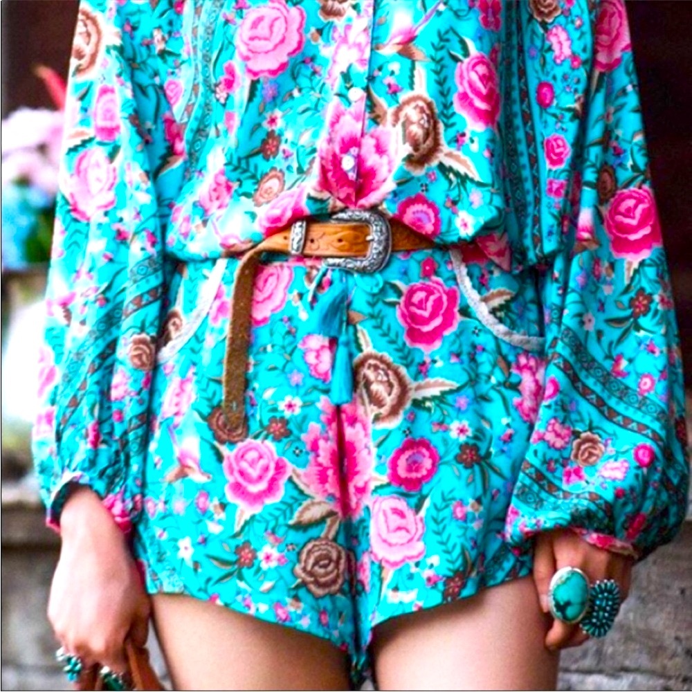 ✨ SPELL BABUSHKA SHORTS 🦋